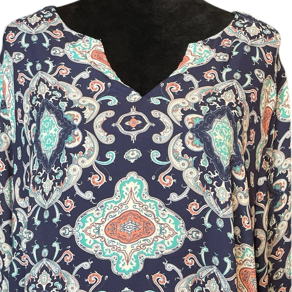 Violet + Claire Navy Paisley Women's Top - Picture 2 of 8
